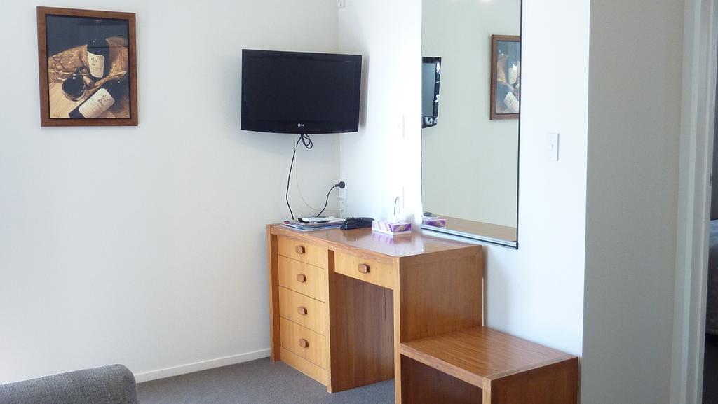 Colonial Inn Motel Κράισττσερτς Εξωτερικό φωτογραφία