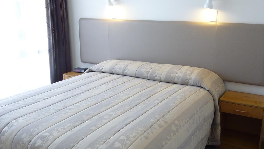 Colonial Inn Motel Κράισττσερτς Εξωτερικό φωτογραφία