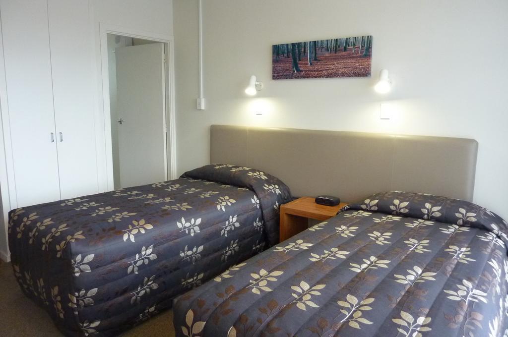 Colonial Inn Motel Κράισττσερτς Δωμάτιο φωτογραφία