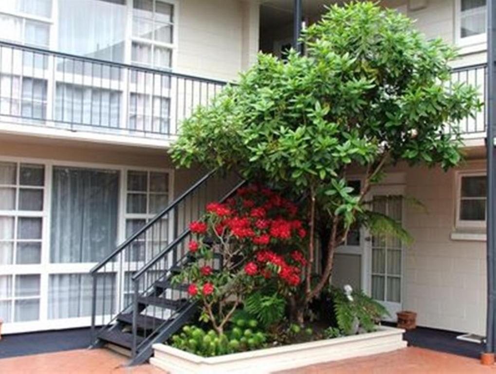 Colonial Inn Motel Κράισττσερτς Εξωτερικό φωτογραφία