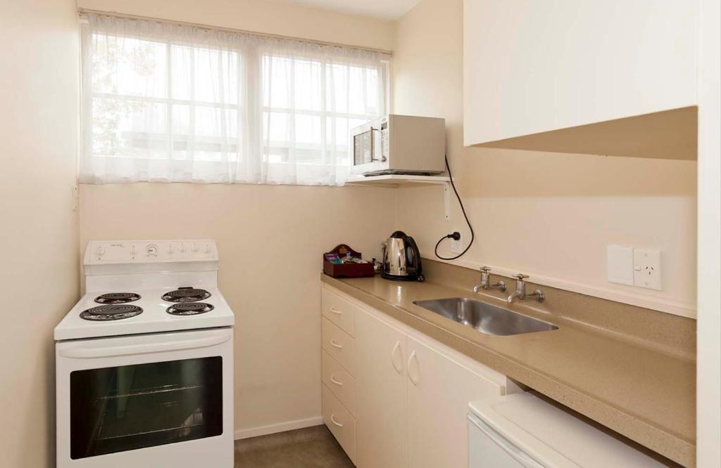 Colonial Inn Motel Κράισττσερτς Εξωτερικό φωτογραφία